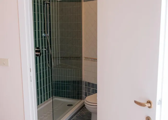 Trasteverehome - Bright 5br Character In Trastevere With Lift