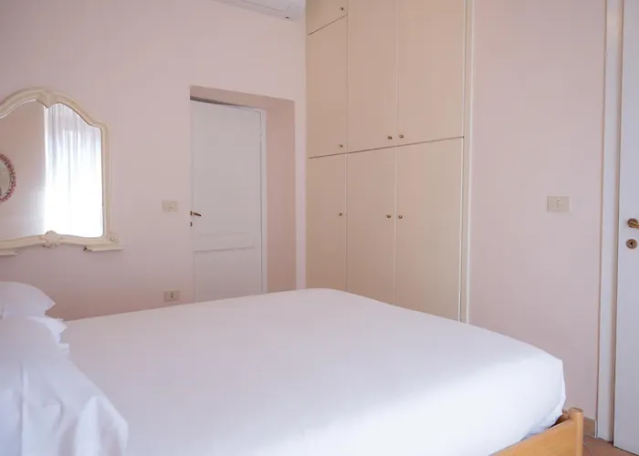 Appartement Trasteverehome - Bright 5br Character In Trastevere With Lift Rome