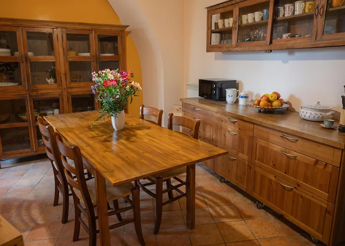 Trasteverehome - Bright 5br Character In Trastevere With Lift * Rome