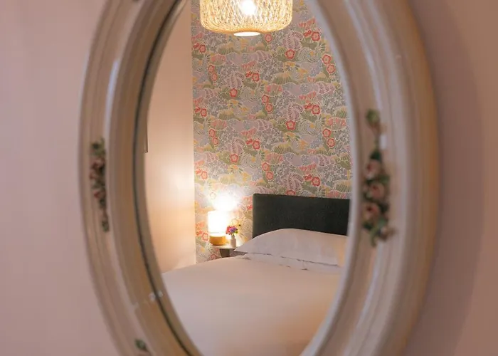 Trasteverehome - Bright 5br Character In Trastevere With Lift Appartement