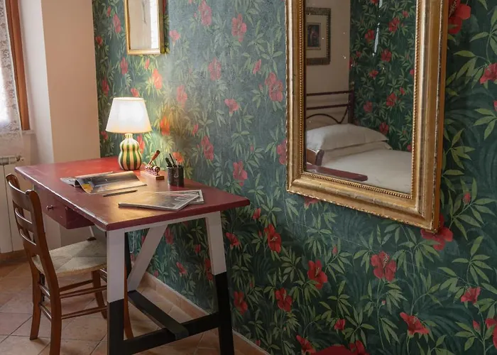 Trasteverehome - Bright 5br Character In Trastevere With Lift